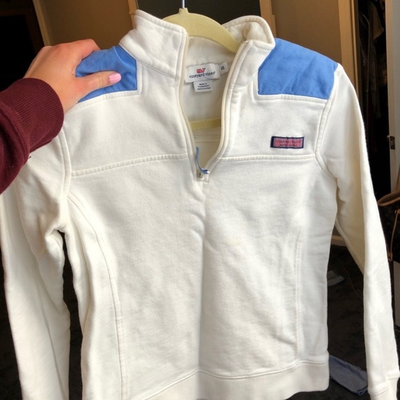 Vineyard vines sheep shirt - Picture 1 of 2